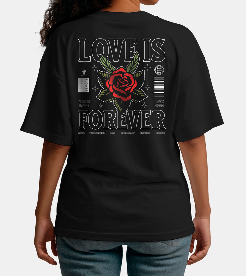 Camiseta Oversized Love Is Forever